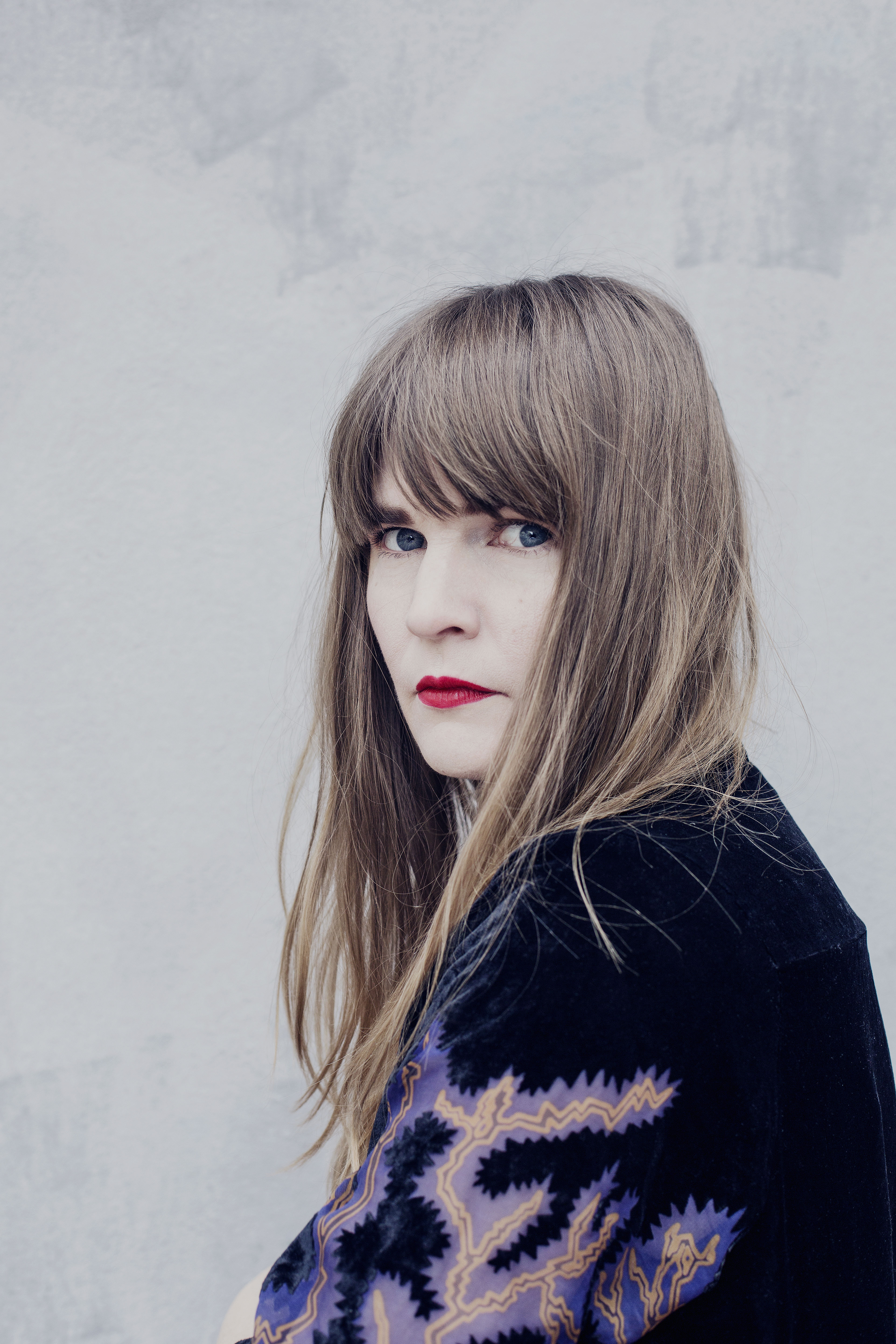 Porträtt på musikern Jennie Abrahamson